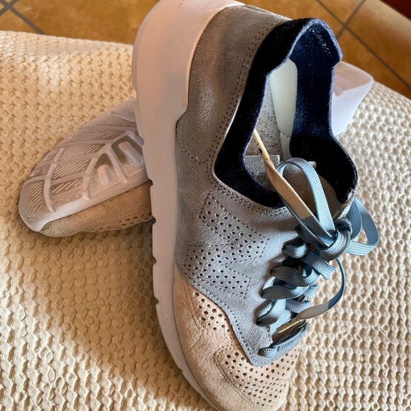 NOT SOLD, STILL AVAILABLE!!  New Balance Athletic Shoes 1978 Limited Edition - Picture 1 of 9